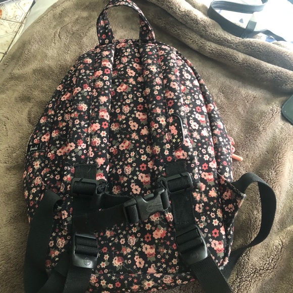 herschel herritage mini flower backpack - Picture 6 of 8